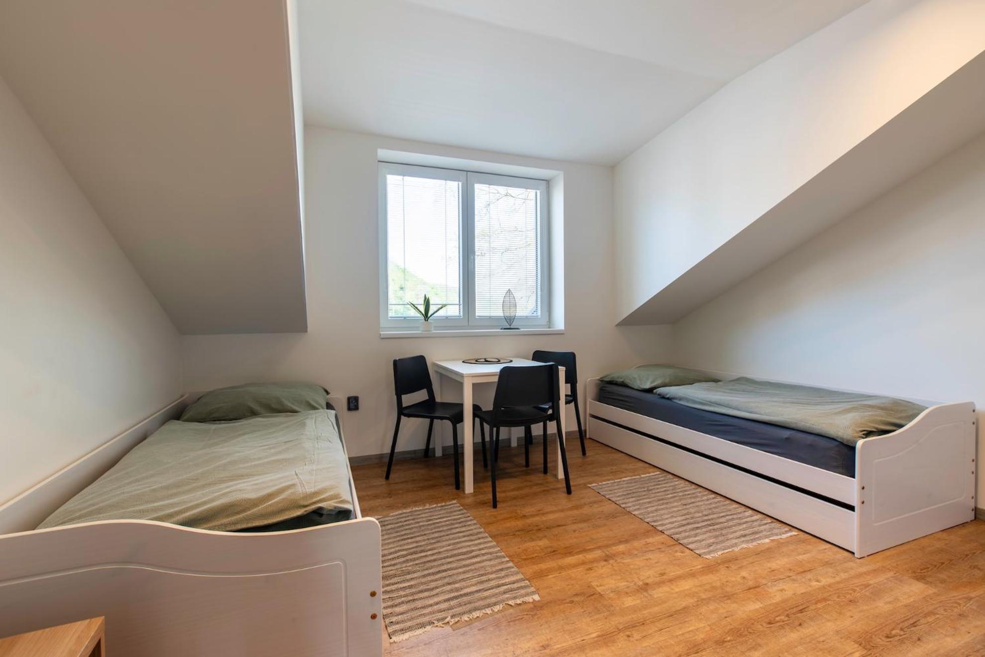 Restaurace Hotel Praha Nizbor Dış mekan fotoğraf